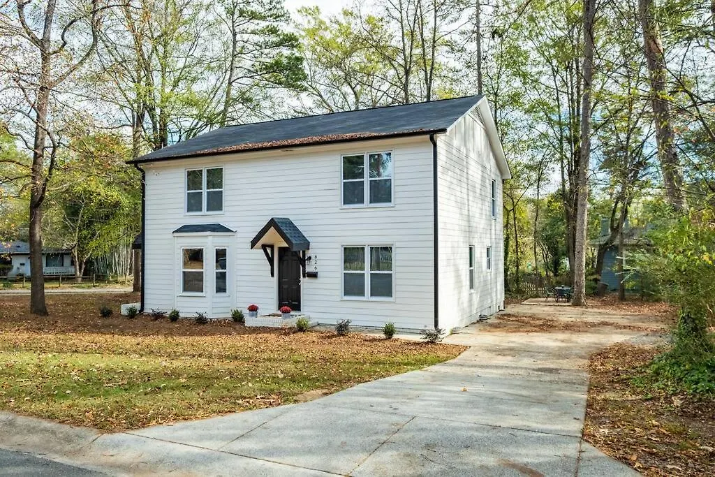 Modern Stunning Southpark/Cotswold Home! Charlotte